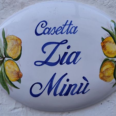 Casetta Zia Minu' Ostuni Esterno foto